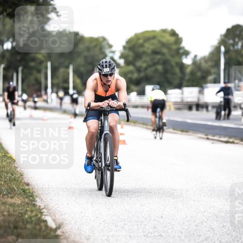 16.08.2026 - KN Förde Triathlon 2026 H.Heesch http://msf.ph/oto/9988417 16.08.2026 13:14:50 Radfahren 513, 550 meine-sportfotos.de