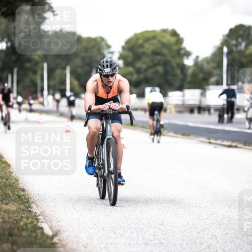 16.08.2026 - KN Förde Triathlon 2026 H.Heesch http://msf.ph/oto/9988418 16.08.2026 13:14:50 Radfahren 513, 550 meine-sportfotos.de
