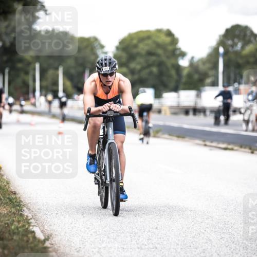 16.08.2026 - KN Förde Triathlon 2026 H.Heesch http://msf.ph/oto/9988420 16.08.2026 13:14:50 Radfahren 513, 550 meine-sportfotos.de