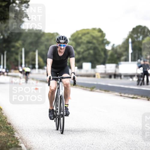 16.08.2026 - KN Förde Triathlon 2026 H.Heesch http://msf.ph/oto/9988435 16.08.2026 13:14:54 Radfahren 513, 550 meine-sportfotos.de