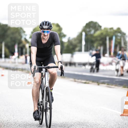 16.08.2026 - KN Förde Triathlon 2026 H.Heesch http://msf.ph/oto/9988443 16.08.2026 13:14:55 Radfahren 550 meine-sportfotos.de