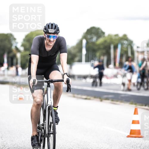 16.08.2026 - KN Förde Triathlon 2026 H.Heesch http://msf.ph/oto/9988445 16.08.2026 13:14:55 Radfahren 550 meine-sportfotos.de