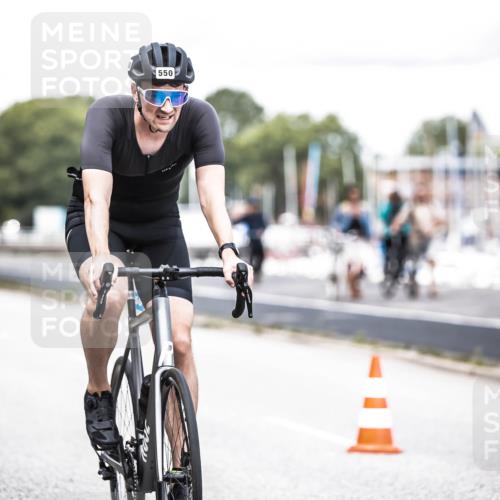 16.08.2026 - KN Förde Triathlon 2026 H.Heesch http://msf.ph/oto/9988449 16.08.2026 13:14:55 Radfahren 550 meine-sportfotos.de