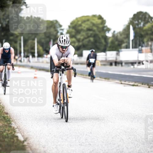 16.08.2026 - KN Förde Triathlon 2026 H.Heesch http://msf.ph/oto/9988450 16.08.2026 13:14:59 Radfahren 580 meine-sportfotos.de