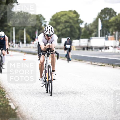 16.08.2026 - KN Förde Triathlon 2026 H.Heesch http://msf.ph/oto/9988451 16.08.2026 13:14:59 Radfahren 580 meine-sportfotos.de