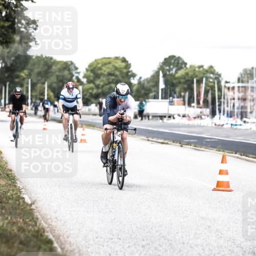 16.08.2026 - KN Förde Triathlon 2026 H.Heesch http://msf.ph/oto/9988475 16.08.2026 13:15:19 Radfahren 575, 708, 711 meine-sportfotos.de