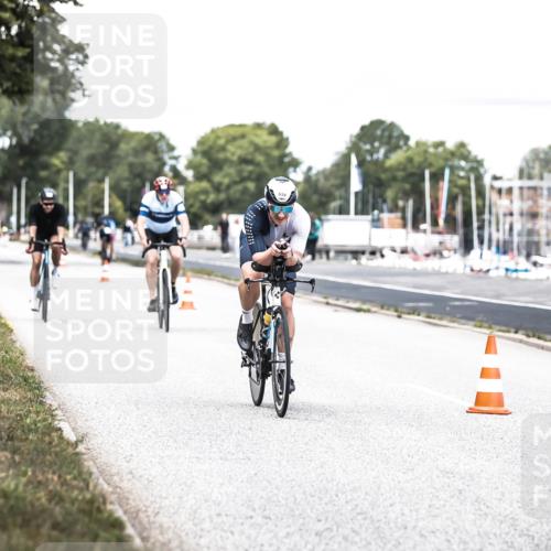 16.08.2026 - KN Förde Triathlon 2026 H.Heesch http://msf.ph/oto/9988476 16.08.2026 13:15:19 Radfahren 575, 708, 711 meine-sportfotos.de