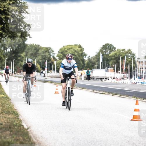 16.08.2026 - KN Förde Triathlon 2026 H.Heesch http://msf.ph/oto/9988480 16.08.2026 13:15:19 Radfahren 575, 708, 711 meine-sportfotos.de