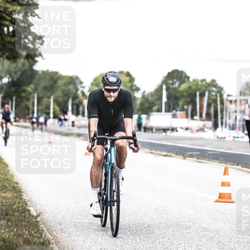16.08.2026 - KN Förde Triathlon 2026 H.Heesch http://msf.ph/oto/9988495 16.08.2026 13:15:21 Radfahren 531, 575, 708, 711 meine-sportfotos.de