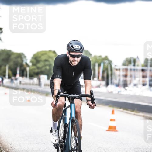 16.08.2026 - KN Förde Triathlon 2026 H.Heesch http://msf.ph/oto/9988502 16.08.2026 13:15:21 Radfahren 531, 575, 708, 711 meine-sportfotos.de