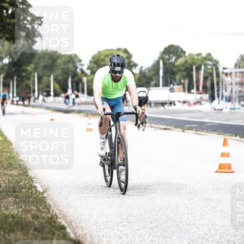 16.08.2026 - KN Förde Triathlon 2026 H.Heesch http://msf.ph/oto/9988522 16.08.2026 13:15:31 Radfahren 721 meine-sportfotos.de