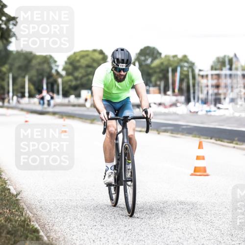 16.08.2026 - KN Förde Triathlon 2026 H.Heesch http://msf.ph/oto/9988526 16.08.2026 13:15:31 Radfahren 721 meine-sportfotos.de