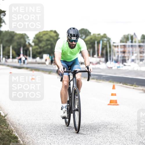 16.08.2026 - KN Förde Triathlon 2026 H.Heesch http://msf.ph/oto/9988527 16.08.2026 13:15:31 Radfahren 721 meine-sportfotos.de