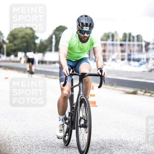 16.08.2026 - KN Förde Triathlon 2026 H.Heesch http://msf.ph/oto/9988531 16.08.2026 13:15:31 Radfahren 721 meine-sportfotos.de