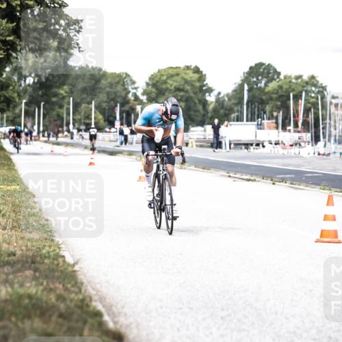 16.08.2026 - KN Förde Triathlon 2026 H.Heesch http://msf.ph/oto/9988537 16.08.2026 13:15:37 Radfahren 539, 745 meine-sportfotos.de