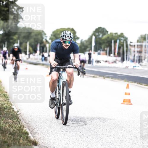 16.08.2026 - KN Förde Triathlon 2026 H.Heesch http://msf.ph/oto/9988564 16.08.2026 13:15:44 Radfahren 515, 569, 573, 587, 609 meine-sportfotos.de