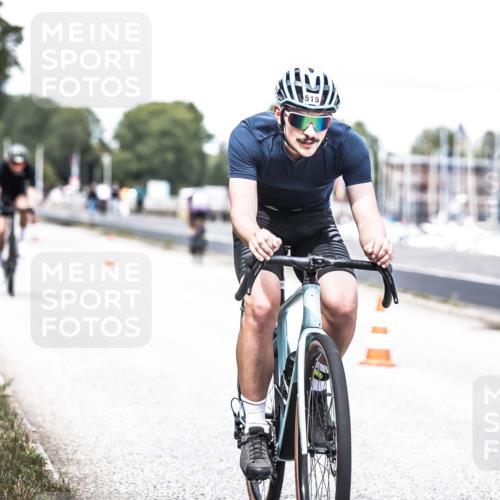 16.08.2026 - KN Förde Triathlon 2026 H.Heesch http://msf.ph/oto/9988571 16.08.2026 13:15:44 Radfahren 515, 569, 573, 587, 609 meine-sportfotos.de
