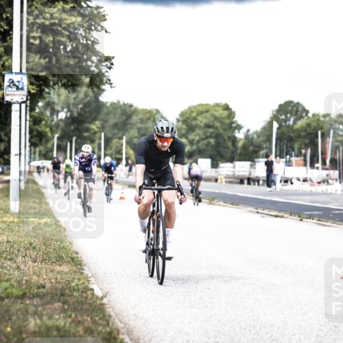 16.08.2026 - KN Förde Triathlon 2026 H.Heesch http://msf.ph/oto/9988573 16.08.2026 13:15:45 Radfahren 515, 569, 573, 587, 609, 742 meine-sportfotos.de