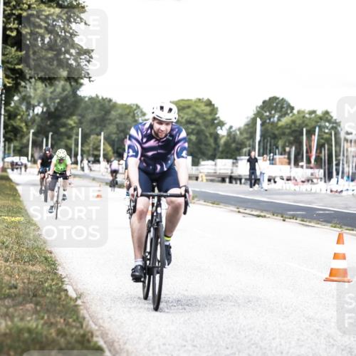 16.08.2026 - KN Förde Triathlon 2026 H.Heesch http://msf.ph/oto/9988593 16.08.2026 13:15:47 Radfahren 515, 569, 573, 587, 606, 609, 742 meine-sportfotos.de