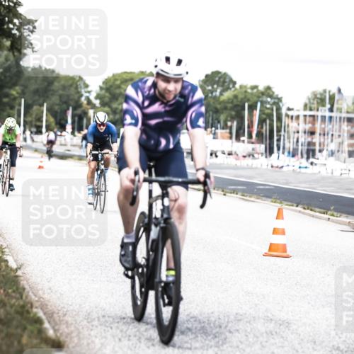 16.08.2026 - KN Förde Triathlon 2026 H.Heesch http://msf.ph/oto/9988600 16.08.2026 13:15:48 Radfahren 569, 573, 587, 606, 742 meine-sportfotos.de
