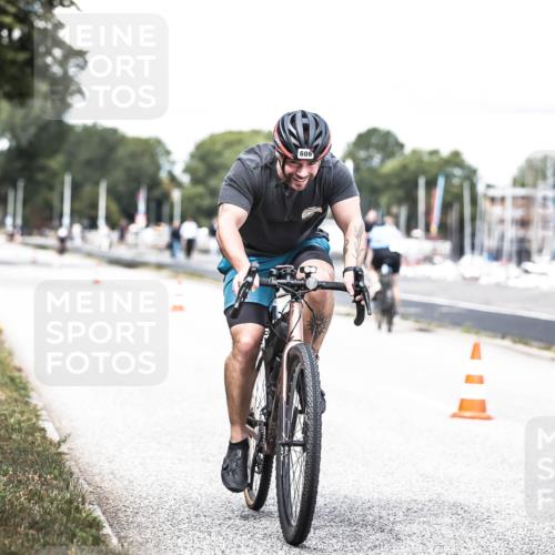 16.08.2026 - KN Förde Triathlon 2026 H.Heesch http://msf.ph/oto/9988624 16.08.2026 13:15:51 Radfahren 569, 606, 742 meine-sportfotos.de