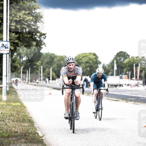 16.08.2026 - KN Förde Triathlon 2026 H.Heesch http://msf.ph/oto/9988653 16.08.2026 13:16:05 Radfahren 517, 525, 571, 734 meine-sportfotos.de