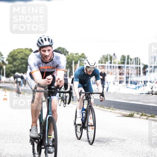 16.08.2026 - KN Förde Triathlon 2026 H.Heesch http://msf.ph/oto/9988657 16.08.2026 13:16:06 Radfahren 517, 525, 571, 734 meine-sportfotos.de