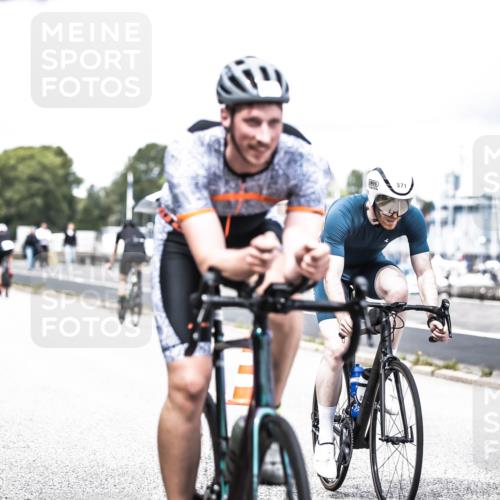 16.08.2026 - KN Förde Triathlon 2026 H.Heesch http://msf.ph/oto/9988662 16.08.2026 13:16:06 Radfahren 517, 525, 571, 734 meine-sportfotos.de