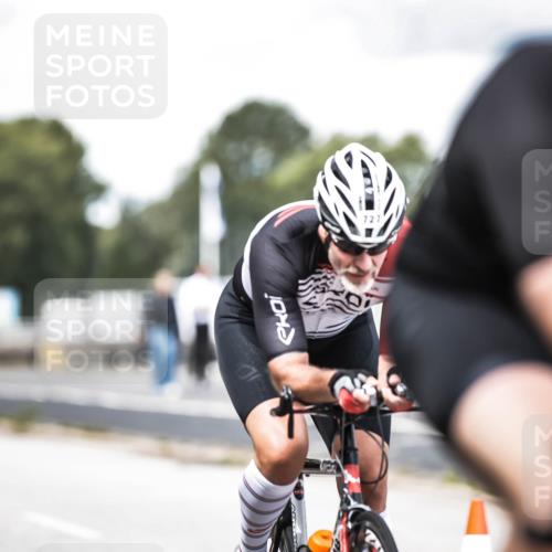 16.08.2026 - KN Förde Triathlon 2026 H.Heesch http://msf.ph/oto/9988674 16.08.2026 13:16:17 Radfahren 519, 535, 552, 567, 585, 727, 732 meine-sportfotos.de