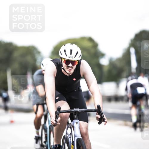 16.08.2026 - KN Förde Triathlon 2026 H.Heesch http://msf.ph/oto/9988690 16.08.2026 13:16:19 Radfahren 519, 520, 535, 552, 565, 567, 585, 715, 717, 727 meine-sportfotos.de