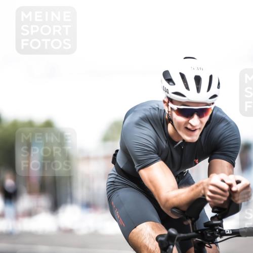 16.08.2026 - KN Förde Triathlon 2026 H.Heesch http://msf.ph/oto/9988695 16.08.2026 13:16:20 Radfahren 519, 520, 535, 552, 565, 567, 585, 715, 717, 727 meine-sportfotos.de
