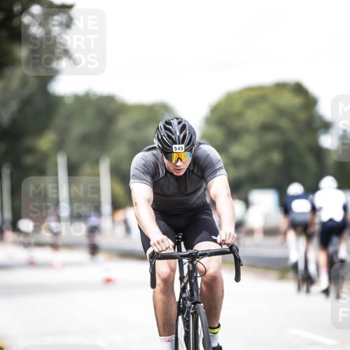 16.08.2026 - KN Förde Triathlon 2026 H.Heesch http://msf.ph/oto/9988728 16.08.2026 13:16:30 Radfahren 545, 579, 611, 725 meine-sportfotos.de