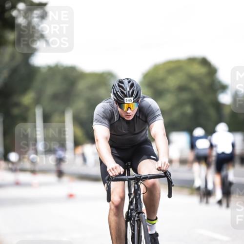 16.08.2026 - KN Förde Triathlon 2026 H.Heesch http://msf.ph/oto/9988729 16.08.2026 13:16:30 Radfahren 545, 579, 611, 725 meine-sportfotos.de