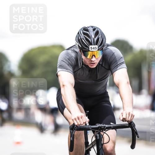 16.08.2026 - KN Förde Triathlon 2026 H.Heesch http://msf.ph/oto/9988739 16.08.2026 13:16:30 Radfahren 545, 579, 611, 725 meine-sportfotos.de