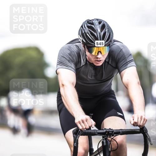 16.08.2026 - KN Förde Triathlon 2026 H.Heesch http://msf.ph/oto/9988741 16.08.2026 13:16:31 Radfahren 545, 579, 611, 725 meine-sportfotos.de