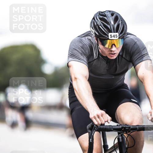 16.08.2026 - KN Förde Triathlon 2026 H.Heesch http://msf.ph/oto/9988742 16.08.2026 13:16:31 Radfahren 545, 579, 611, 725 meine-sportfotos.de