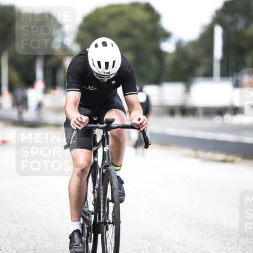 16.08.2026 - KN Förde Triathlon 2026 H.Heesch http://msf.ph/oto/9988753 16.08.2026 13:16:38 Radfahren 740 meine-sportfotos.de