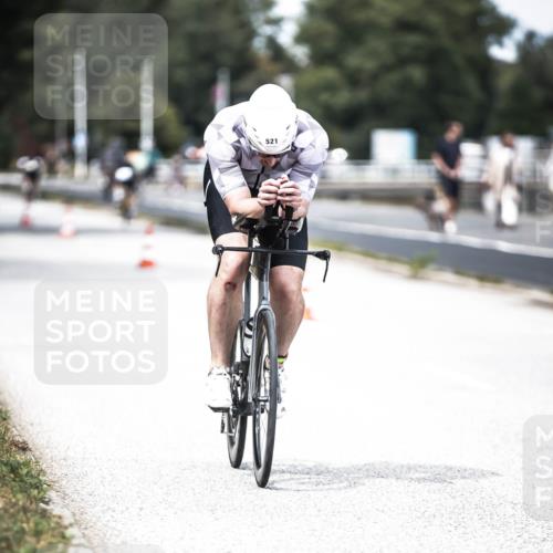 16.08.2026 - KN Förde Triathlon 2026 H.Heesch http://msf.ph/oto/9988765 16.08.2026 13:16:48 Radfahren 600, 710, 713, 714 meine-sportfotos.de
