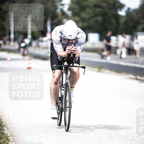 16.08.2026 - KN Förde Triathlon 2026 H.Heesch http://msf.ph/oto/9988767 16.08.2026 13:16:48 Radfahren 600, 710, 713, 714 meine-sportfotos.de