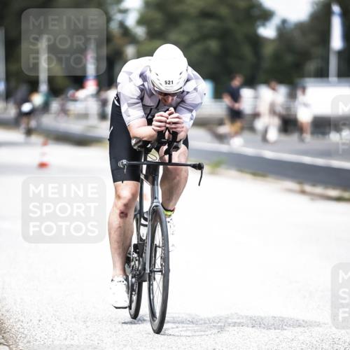 16.08.2026 - KN Förde Triathlon 2026 H.Heesch http://msf.ph/oto/9988769 16.08.2026 13:16:49 Radfahren 543, 561, 710, 713, 714 meine-sportfotos.de