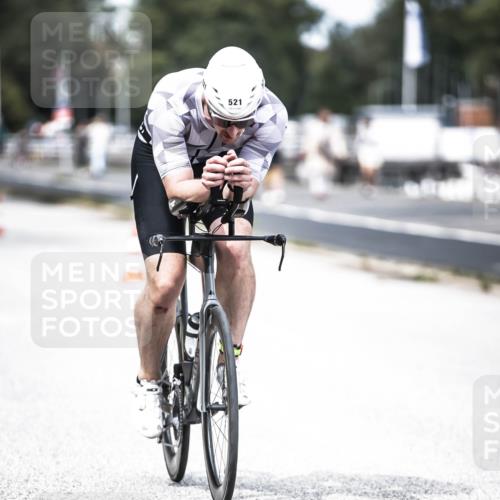 16.08.2026 - KN Förde Triathlon 2026 H.Heesch http://msf.ph/oto/9988772 16.08.2026 13:16:49 Radfahren 543, 561, 710, 713, 714 meine-sportfotos.de