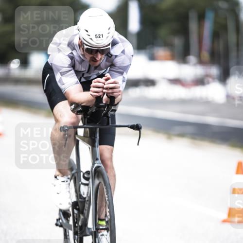 16.08.2026 - KN Förde Triathlon 2026 H.Heesch http://msf.ph/oto/9988777 16.08.2026 13:16:49 Radfahren 543, 561, 710, 713, 714 meine-sportfotos.de
