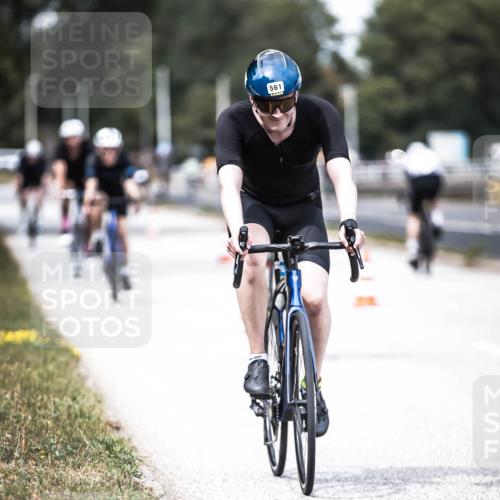 16.08.2026 - KN Förde Triathlon 2026 H.Heesch http://msf.ph/oto/9988790 16.08.2026 13:16:53 Radfahren 543, 546, 561, 583, 724 meine-sportfotos.de