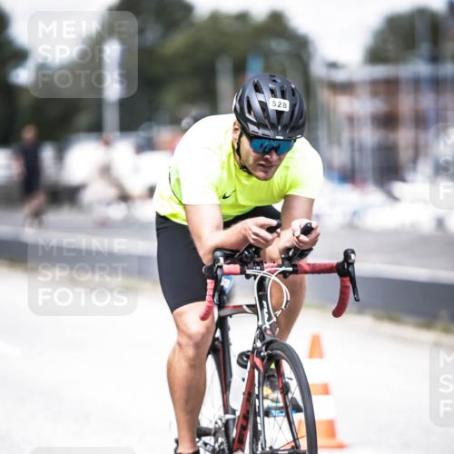 16.08.2026 - KN Förde Triathlon 2026 H.Heesch http://msf.ph/oto/9988809 16.08.2026 13:16:54 Radfahren 543, 546, 561, 583, 724 meine-sportfotos.de