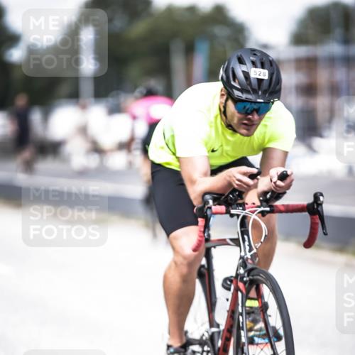 16.08.2026 - KN Förde Triathlon 2026 H.Heesch http://msf.ph/oto/9988810 16.08.2026 13:16:54 Radfahren 543, 546, 561, 583, 724 meine-sportfotos.de