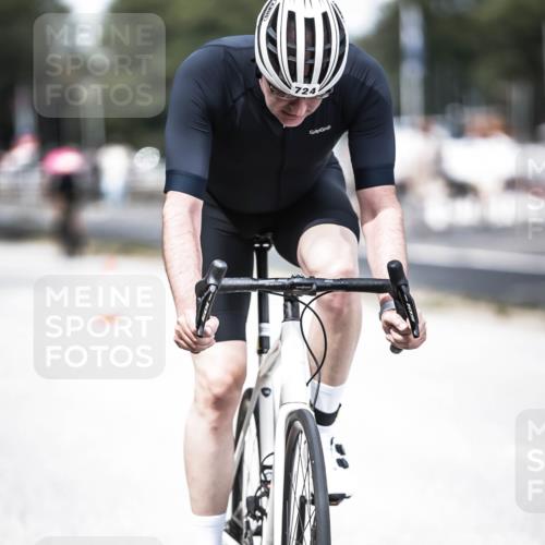 16.08.2026 - KN Förde Triathlon 2026 H.Heesch http://msf.ph/oto/9988844 16.08.2026 13:16:58 Radfahren 546, 583, 724 meine-sportfotos.de