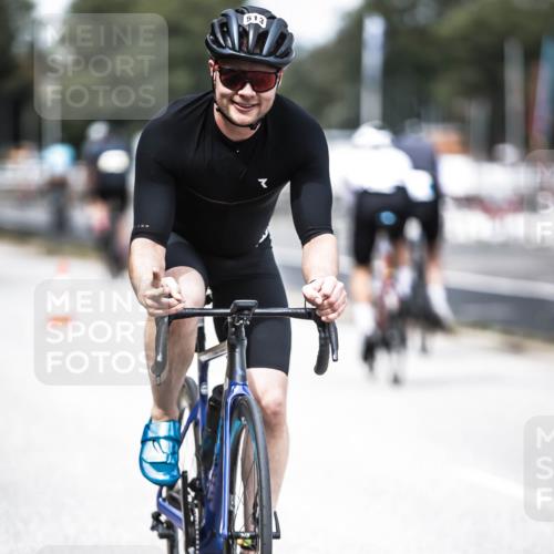 16.08.2026 - KN Förde Triathlon 2026 H.Heesch http://msf.ph/oto/9988858 16.08.2026 13:17:15 Radfahren 707, 743 meine-sportfotos.de