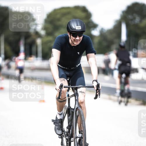 16.08.2026 - KN Förde Triathlon 2026 H.Heesch http://msf.ph/oto/9988888 16.08.2026 13:17:33 Radfahren 196, 594, 610, 723 meine-sportfotos.de