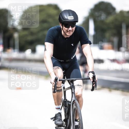 16.08.2026 - KN Förde Triathlon 2026 H.Heesch http://msf.ph/oto/9988892 16.08.2026 13:17:33 Radfahren 196, 594, 610, 723 meine-sportfotos.de