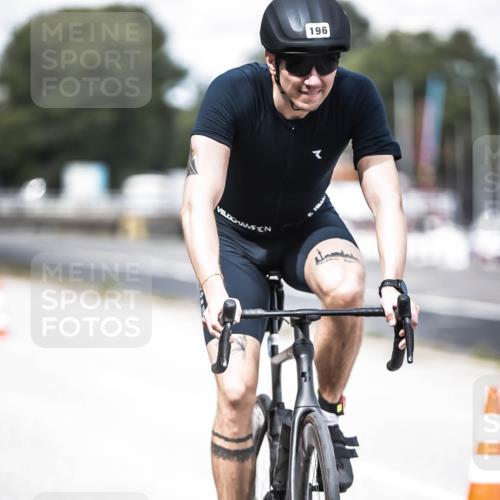 16.08.2026 - KN Förde Triathlon 2026 H.Heesch http://msf.ph/oto/9988896 16.08.2026 13:17:34 Radfahren 196, 594, 610 meine-sportfotos.de